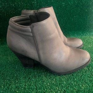 MIA "LUCE" Women's Ankle Zip Fashion Boots - Color is Mushroom